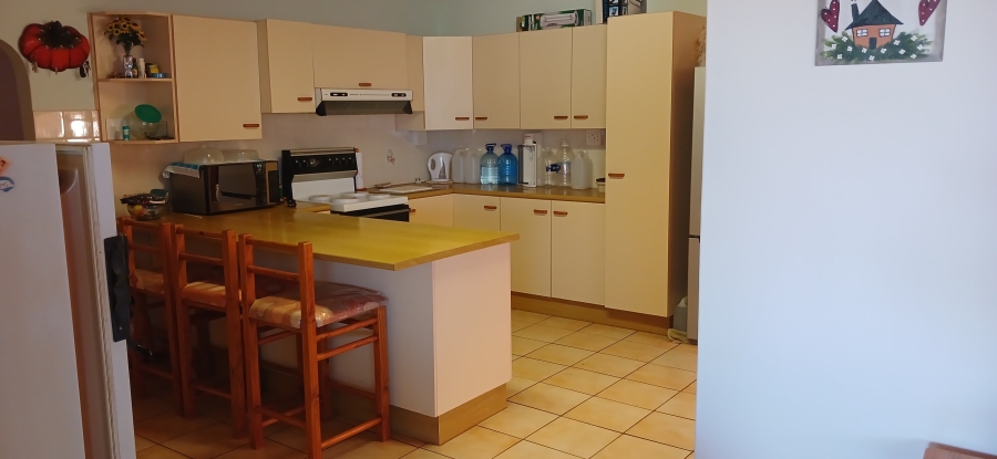 3 Bedroom Property for Sale in Wavecrest Eastern Cape